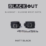 블랙아웃 실리콘 수갑